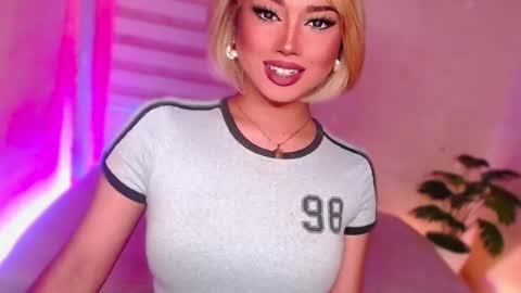 Snapshot of angel_eloaxx chatting on June 2026 06:16:01 PM Angel online show from June 2026 06:16:01 PM