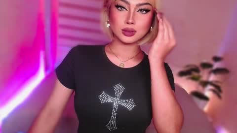 Snapshot of angel_eloaxx chatting on July 2026 12:08:02 PM Angel online show from July 2026 12:08:02 PM