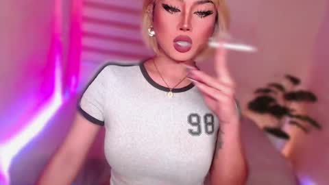 Snapshot of angel_eloaxx chatting on July 2026 03:10:02 PM Angel online show from July 2026 03:10:02 PM