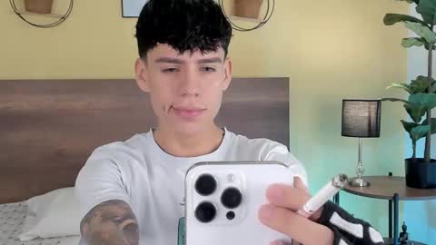 Snapshot of angel_eros_ chatting on February 2026 04:53:01 AM Angel online show from February 2026 04:53:01 AM