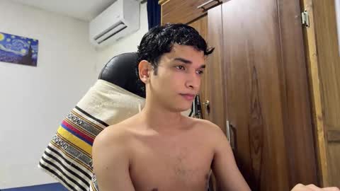 Angel online show from November 2025 10:41:02 PM