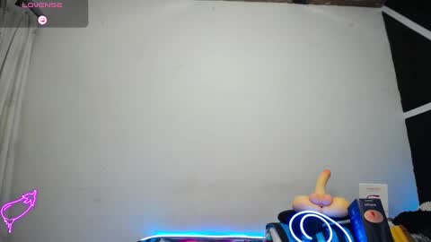 Angel online show from February 2025 09:20:02 PM