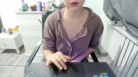 Snapshot of angel_lee__ chatting on January 2025 11:53:01 AM angel_lee__ online show from January 2025 11:53:01 AM