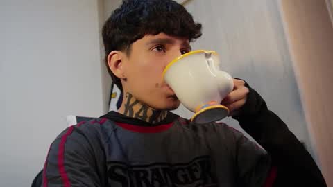 angel_luna0 online show from June 2026 05:18:01 AM
