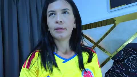 Nicolle  online show from July 2026 11:03:01 AM