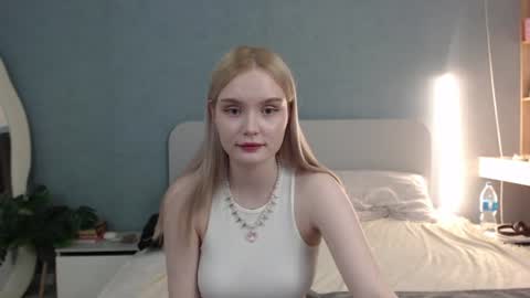 Snapshot of angel_share chatting on July 2026 05:12:01 AM Angela online show from July 2026 05:12:01 AM
