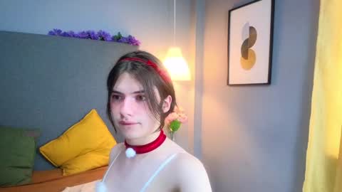 Angel online show from February 2025 05:04:02 PM