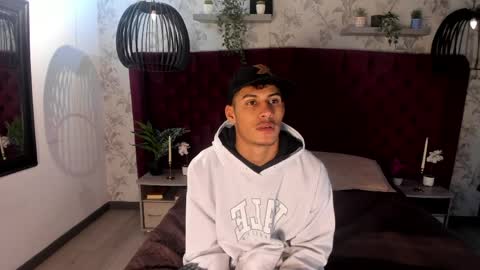 Snapshot of angel_silva_ chatting on May 2026 12:10:01 PM Angel online show from May 2026 12:10:01 PM