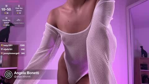 Snapshot of angela_bonetti chatting on December 2024 03:36:02 AM Angela Bonetti online show from December 2024 03:36:02 AM