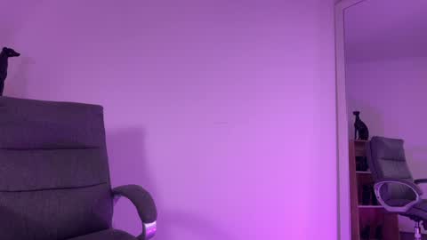 Snapshot of angela_bonetti chatting on February 2025 08:24:02 AM Angela Bonetti online show from February 2025 08:24:02 AM