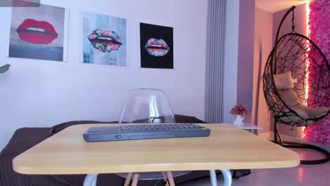 A N G E LA.  online show from September 2025 03:19:02 AM