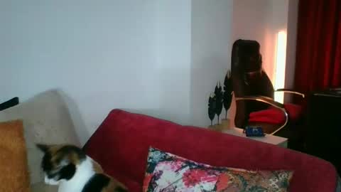  Angela  online show from September 2025 05:37:01 PM