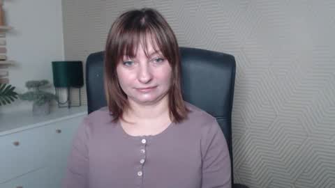 Snapshot of angela_samt chatting on January 2026 06:50:01 AM Angela online show from January 2026 06:50:01 AM