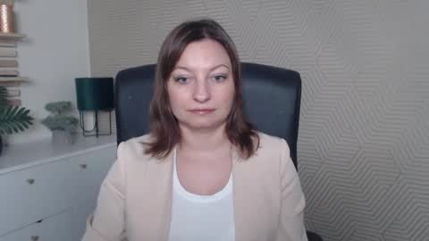 Snapshot of angela_samt chatting on February 2026 08:30:01 AM Angela online show from February 2026 08:30:01 AM