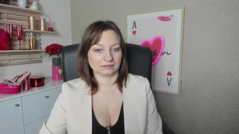 Snapshot of angela_samt chatting on February 2026 07:39:02 AM Angela online show from February 2026 07:39:02 AM