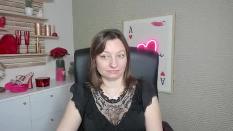 Snapshot of angela_samt chatting on March 2026 06:28:02 AM Angela online show from March 2026 06:28:02 AM