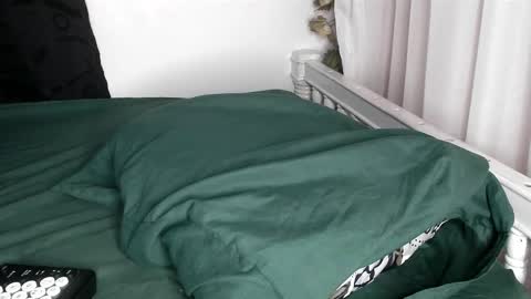 Snapshot of angelainparis28 chatting on September 2025 05:31:02 AM ANGELA online show from September 2025 05:31:02 AM