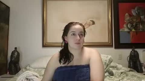 Snapshot of angelamax1 chatting on June 2026 12:08:01 AM Max y Angela independent model online show from June 2026 12:08:01 AM