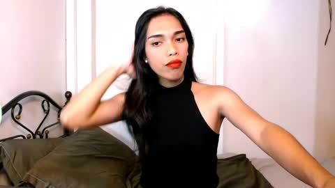 Snapshot of angelamonroe chatting on March 2026 04:35:02 PM SENORITA online show from March 2026 04:35:02 PM