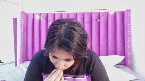 Snapshot of angelarumiee chatting on October 2025 02:55:02 AM Angela online show from October 2025 02:55:02 AM