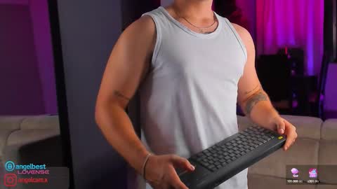 angelbell19 online show from September 2025 02:24:01 AM