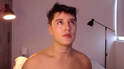 Angel online show from November 2025 07:27:02 PM