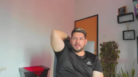 Snapshot of angelcute3 chatting on October 2025 03:31:02 PM angel online show from October 2025 03:31:02 PM