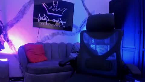 Snapshot of angeldoll_1 chatting on February 2026 04:46:02 AM Angel Doll online show from February 2026 04:46:02 AM