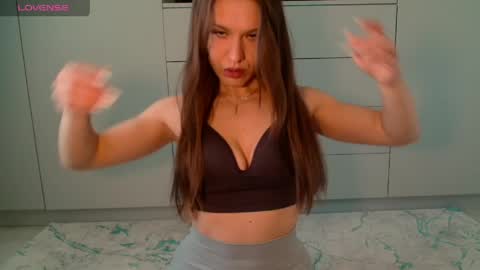 Angel online show from April 2026 09:02:01 AM