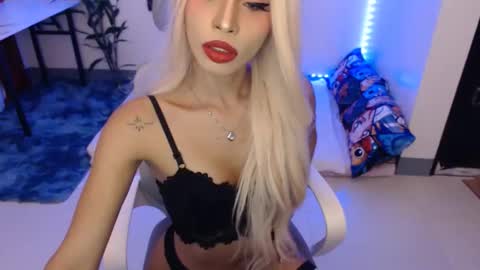 DIVINE ANGEL online show from February 2026 01:59:02 AM