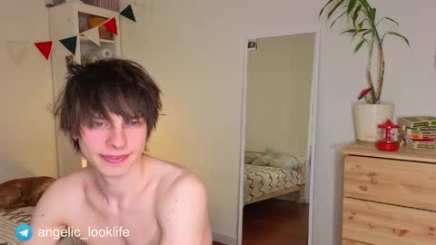 Daniel online show from April 2026 08:25:02 PM