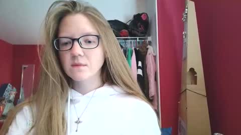 AngelicAngel online show from November 2025 06:29:01 PM