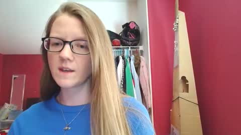 AngelicAngel online show from April 2026 08:32:02 PM