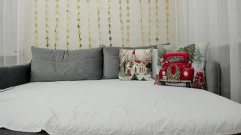 Snapshot of angelicarai chatting on December 2024 04:29:02 PM Angelica Rai online show from December 2024 04:29:02 PM