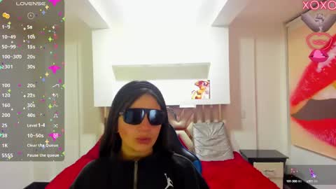 angelie online show from October 2025 07:51:02 AM