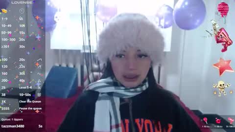 angelie online show from November 2025 06:02:02 AM