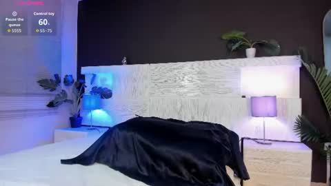 Snapshot of angelina_hilton chatting on July 2026 11:35:01 AM angelina_hilton online show from July 2026 11:35:01 AM