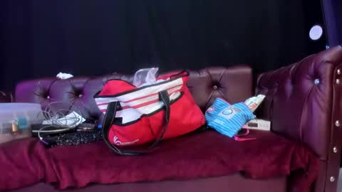 Snapshot of angelinablanc_ chatting on November 2025 11:53:01 AM ANGELINA online show from November 2025 11:53:01 AM