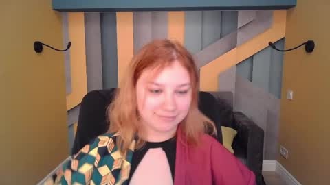 AngelinaLow online show from April 2026 11:33:02 AM