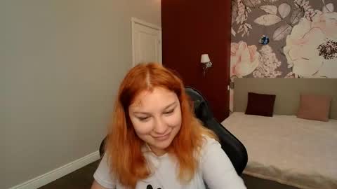 AngelinaLow online show from June 2026 11:23:01 AM