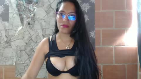 angela online show from February 2025 09:10:01 PM
