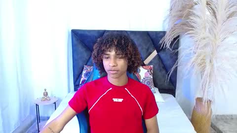 Angel online show from January 2026 08:35:01 PM