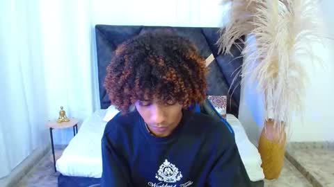 Angel online show from February 2026 09:21:01 PM