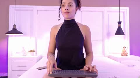 Angel online show from January 2026 12:30:01 PM