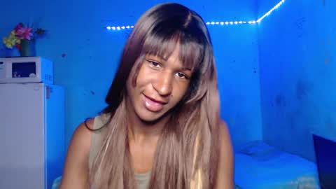 Danielle online show from October 2025 04:54:01 AM