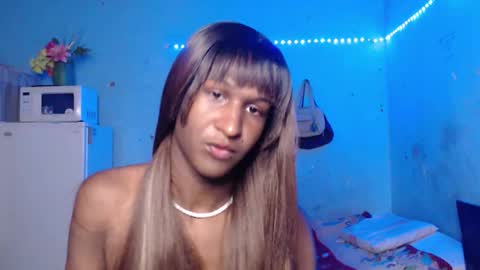Danielle online show from October 2025 07:36:02 PM