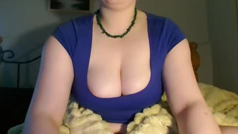 Snapshot of angellalexxx chatting on October 2025 12:02:02 PM angellalexxx online show from October 2025 12:02:02 PM