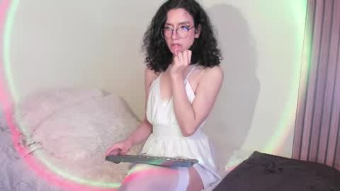Angellike online show from July 2026 10:13:01 PM