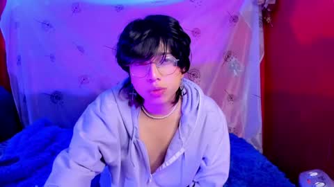 Angel  online show from December 2024 10:25:02 AM