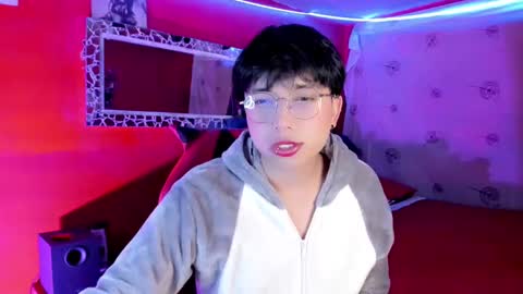 Angel  online show from September 2025 12:59:02 AM